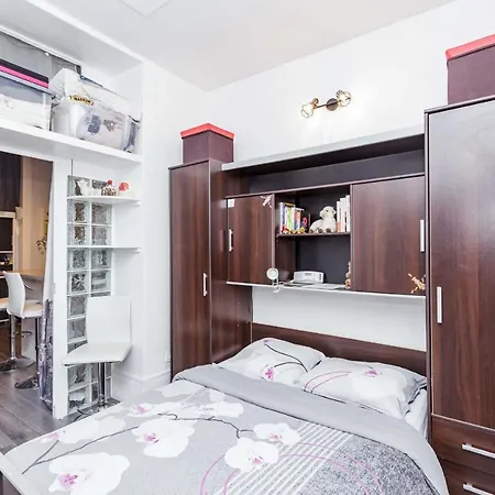 Charming T2 With Comfort In * Paris